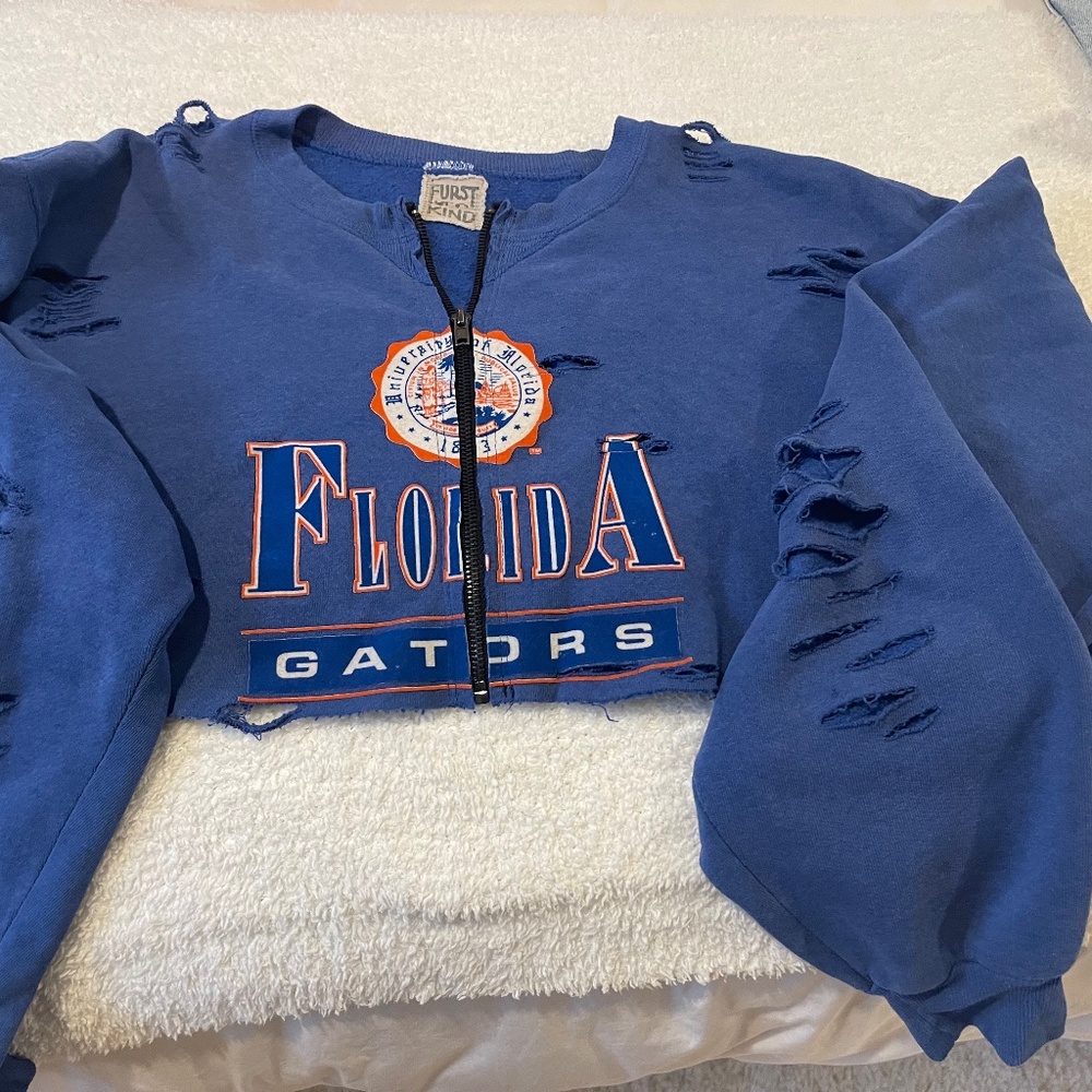 U F cropped vintage sweatshirt